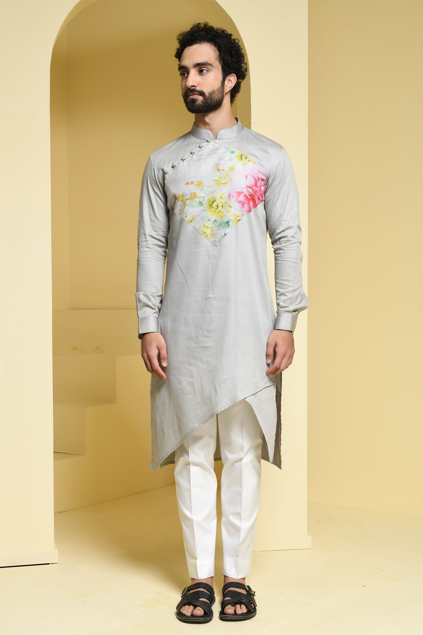 Grey Kurta Set with Floral Detailing