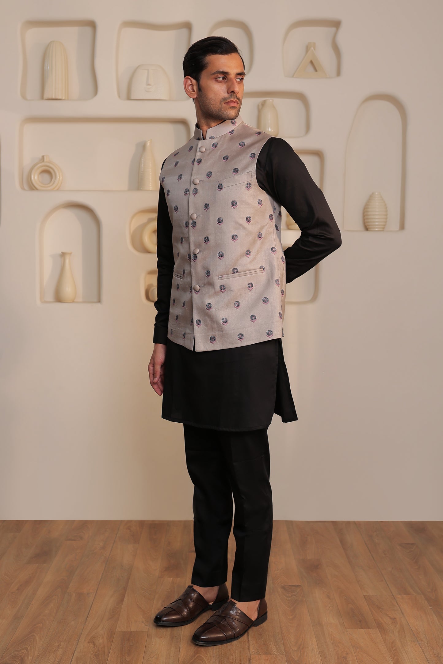Obsidian Bloom Kurta Set