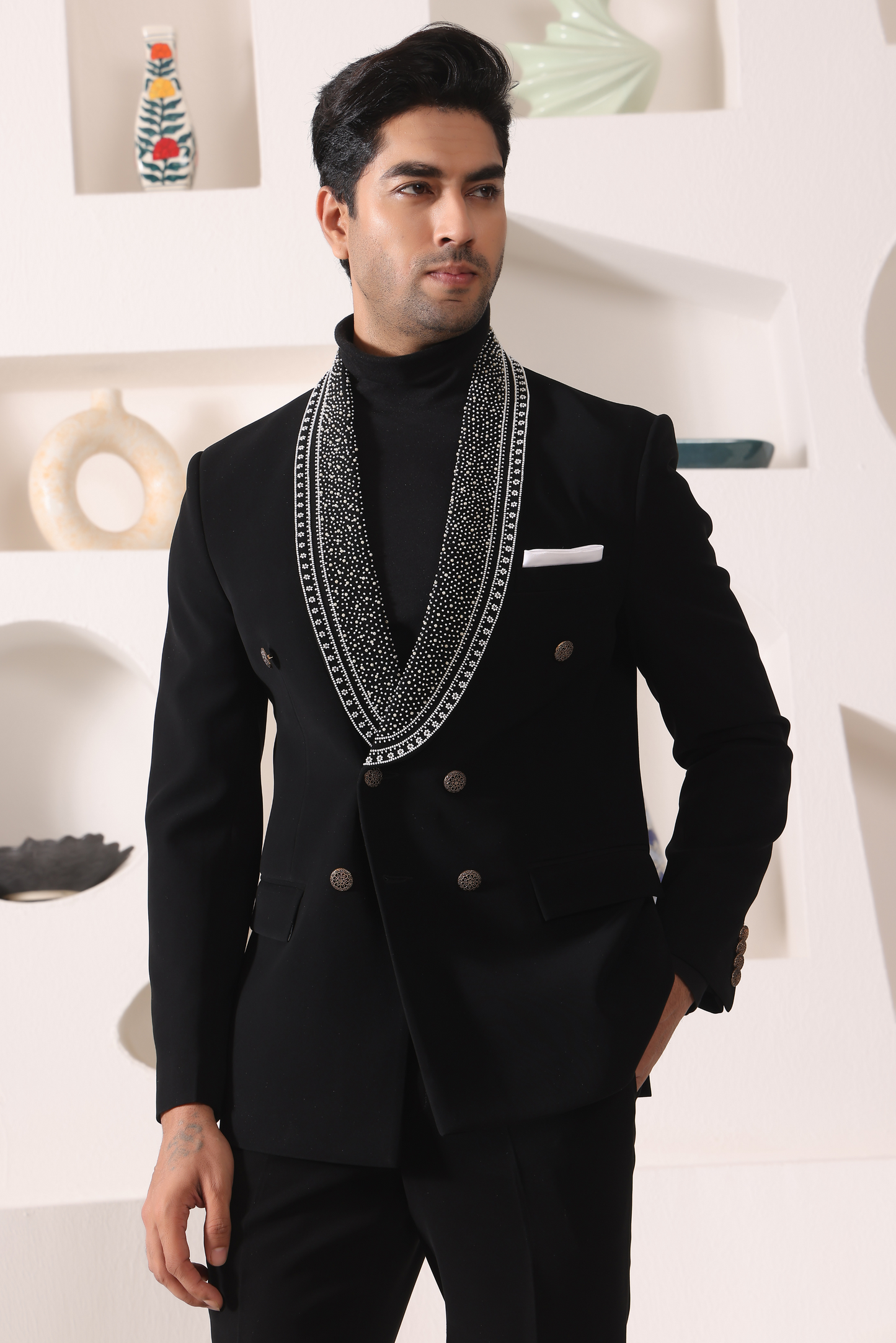 Black Rayon Embroidery Bead Collar Tuxedo Set For Men